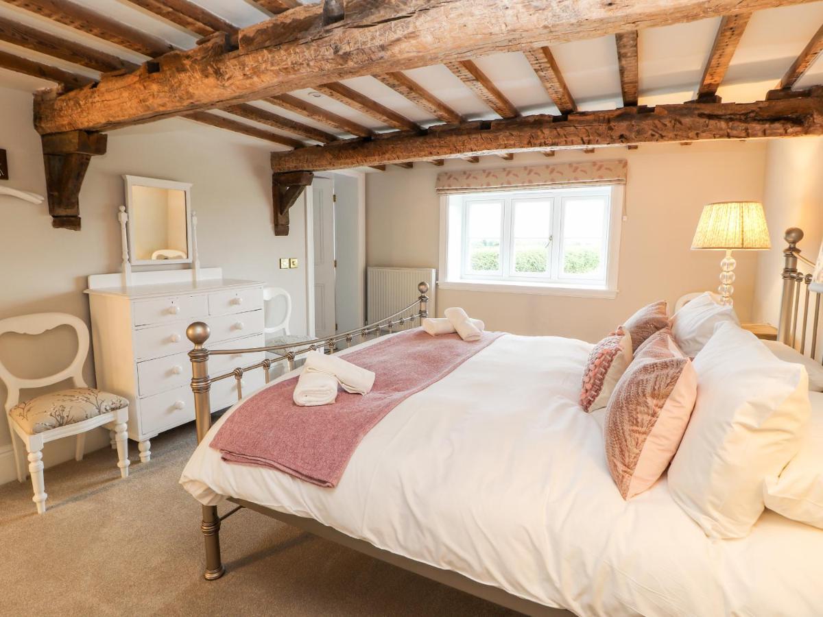 Villa Legh Oaks Farm à Knutsford Extérieur photo