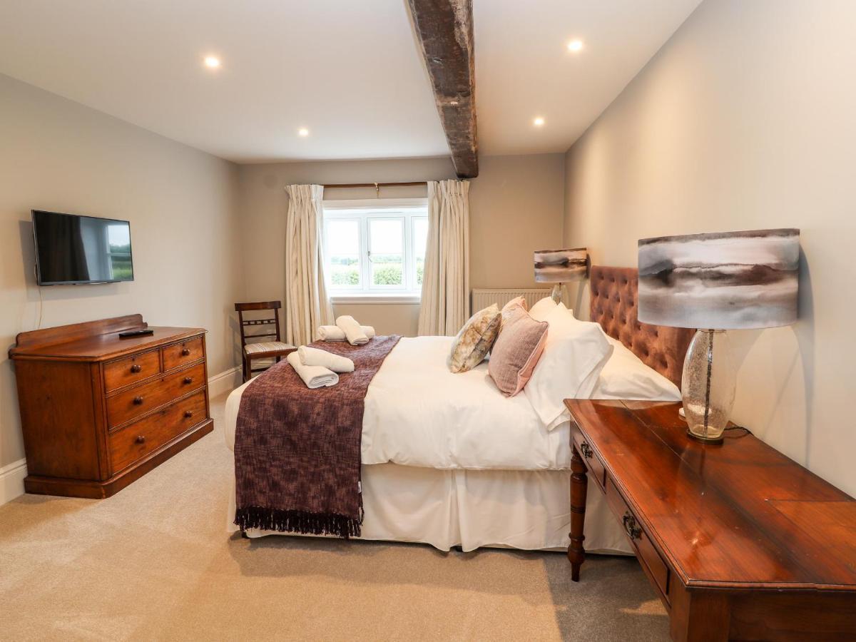 Villa Legh Oaks Farm à Knutsford Extérieur photo