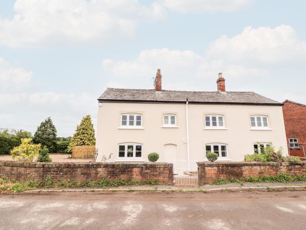 Villa Legh Oaks Farm à Knutsford Extérieur photo