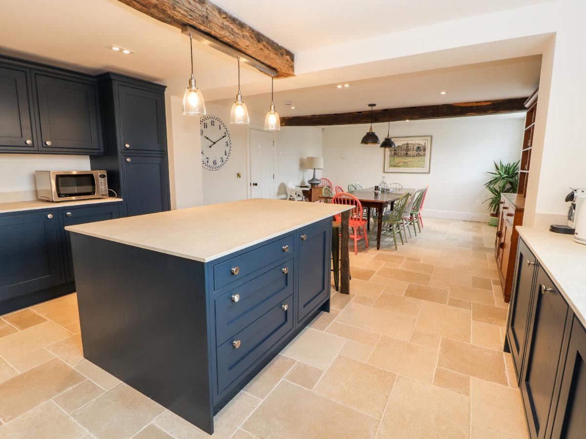 Villa Legh Oaks Farm à Knutsford Extérieur photo